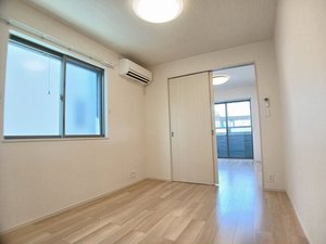 大阪市のマンスリーマンション・ウィークリーマンション「ＣＯＮＴＥ　Ⅲ 102・洋室(No.1495204)」メイン画像