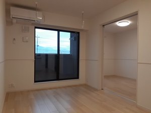笛吹市のマンスリーマンション・ウィークリーマンション「プラシードフォレスタ　ピーチⅡ 203・洋室(No.1495277)」メイン画像