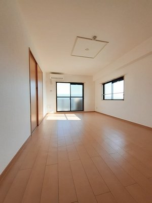大阪府のマンスリーマンション・ウィークリーマンション「セントレジデンス 910・和室(No.1495279)」メイン画像