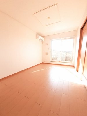 のマンスリーマンション・ウィークリーマンション「レユスィートＹ　Ⅲ 203・洋室(No.1495280)」メイン画像