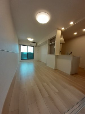 のマンスリーマンション・ウィークリーマンション「メゾンソレイユ　Ｙ 202・洋室(No.1495319)」メイン画像