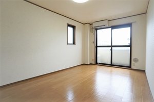 のマンスリーマンション・ウィークリーマンション「フレグランス２ 301・洋室(No.1495329)」メイン画像