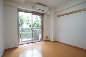 東京都のマンスリーマンション・ウィークリーマンション「ラヴィアン　オランジュ 102・洋室(No.1495330)」メイン画像