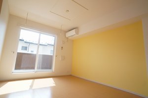 のマンスリーマンション・ウィークリーマンション「カーサ・プリート 202・洋室(No.1495546)」メイン画像