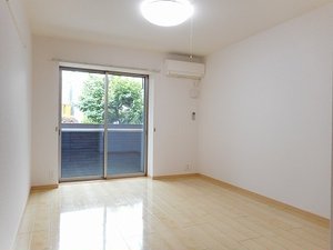 のマンスリーマンション・ウィークリーマンション「ピッコラ　フォレスタ 101・洋室(No.1495601)」メイン画像