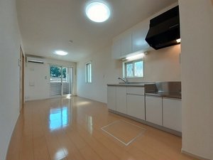 のマンスリーマンション・ウィークリーマンション「アドラーブル 101・洋室(No.1495645)」メイン画像