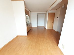 大津市のマンスリーマンション・ウィークリーマンション「Ｒｏｓｅ　Ｈｉｌｌ 201・洋室(No.1495714)」メイン画像