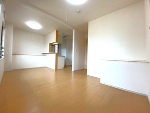 小野駅（京都府）のマンスリーマンション・ウィークリーマンション「Ｍａｉｓｏｎ　ｄｅ　Ｌａ　ｍｅ 201・洋室(No.1495720)」メイン画像