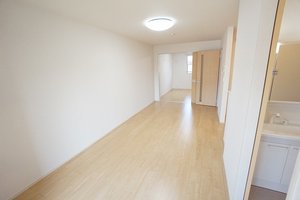 のマンスリーマンション・ウィークリーマンション「プリムヴェール　Ｂ 202・洋室(No.1495810)」メイン画像