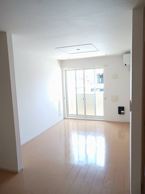 のマンスリーマンション・ウィークリーマンション「エアリーズ　シエロ　Ｂ 102・洋室(No.1495989)」メイン画像