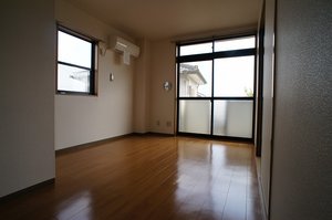 のマンスリーマンション・ウィークリーマンション「ライフサークルパート６ 201・洋室(No.1496001)」メイン画像
