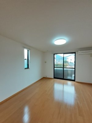 のマンスリーマンション・ウィークリーマンション「アーバンハイツ小松Ｄ 101・洋室(No.1496058)」メイン画像