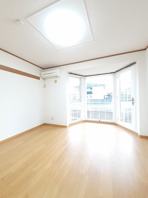 のマンスリーマンション・ウィークリーマンション「ニューシティー鳴門　３号館 102・洋室(No.1496083)」メイン画像