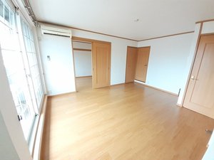 のマンスリーマンション・ウィークリーマンション「ラッフィナート 203・洋室(No.1496289)」メイン画像