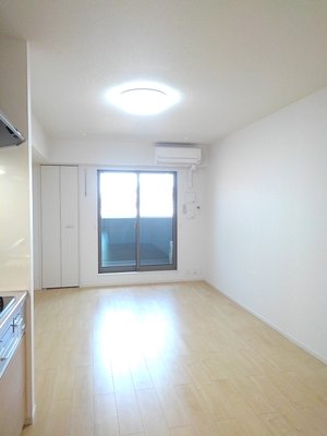 富田駅（三重県）のマンスリーマンション・ウィークリーマンション「フローリッシュ 202・洋室(No.1496467)」メイン画像