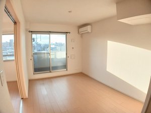 のマンスリーマンション・ウィークリーマンション「レジデンス・ブルーローズ 306・洋室(No.1496503)」メイン画像