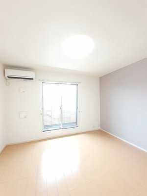 のマンスリーマンション・ウィークリーマンション「ルポ・デ・アンジェリークＢ 203・洋室(No.1496553)」メイン画像