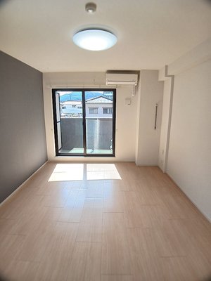 のマンスリーマンション・ウィークリーマンション「ブライト　西原駅前 202・洋室(No.1496560)」メイン画像