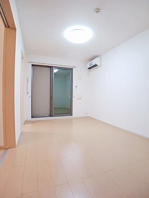 のマンスリーマンション・ウィークリーマンション「ネルソン壱番館 103・洋室(No.1496572)」メイン画像