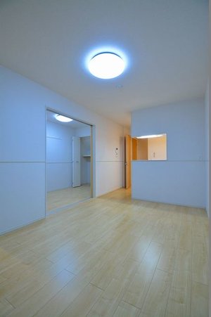 のマンスリーマンション・ウィークリーマンション「フォンターナ・エテルノ 101・洋室(No.1496600)」メイン画像
