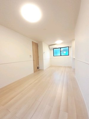 のマンスリーマンション・ウィークリーマンション「サニーハイツ　リュエル 202・洋室(No.1496602)」メイン画像