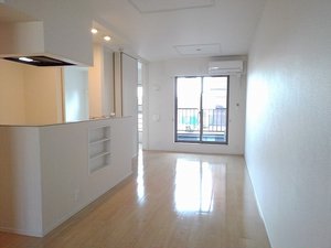 のマンスリーマンション・ウィークリーマンション「ＭＡＩＳＯＮ　ＫＩＹＯＭＩ 202・洋室(No.1496804)」メイン画像