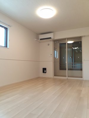 のマンスリーマンション・ウィークリーマンション「メゾン　ド　クオーレ 101・洋室(No.1497060)」メイン画像