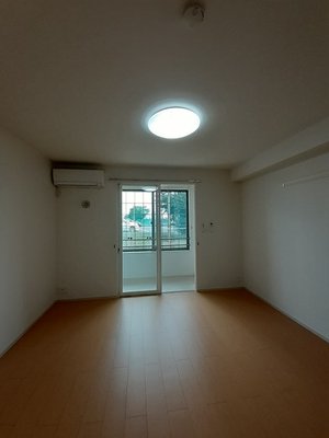 新潟県のマンスリーマンション・ウィークリーマンション「コンフォート北諏訪 101・洋室(No.1497106)」メイン画像