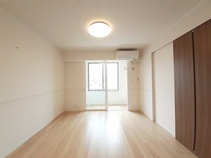 のマンスリーマンション・ウィークリーマンション「コースト・アベニュー　Ⅱ 103・洋室(No.1497111)」メイン画像