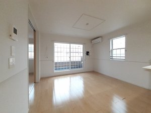 のマンスリーマンション・ウィークリーマンション「クールドルミエールⅢ 203・洋室(No.1497143)」メイン画像