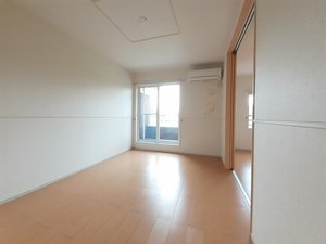 のマンスリーマンション・ウィークリーマンション「ユング　フラウⅢ 202・洋室(No.1497242)」メイン画像