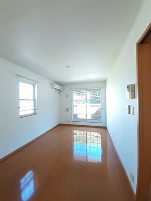 のマンスリーマンション・ウィークリーマンション「リヴァーグレイスＡ 201・洋室(No.1497296)」メイン画像