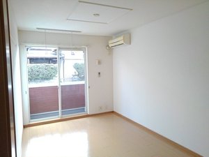のマンスリーマンション・ウィークリーマンション「アウローラ　Ⅰ 102・洋室(No.1497326)」メイン画像