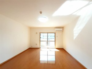 のマンスリーマンション・ウィークリーマンション「ボナール新中町 305・洋室(No.1497346)」メイン画像