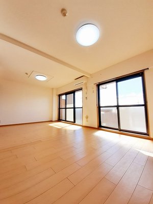 群馬県のマンスリーマンション・ウィークリーマンション「ピーノヴィアーレ前橋 302・洋室(No.1497473)」メイン画像