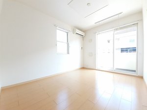 のマンスリーマンション・ウィークリーマンション「グラン・ソレイユＢ 104・洋室(No.1497477)」メイン画像