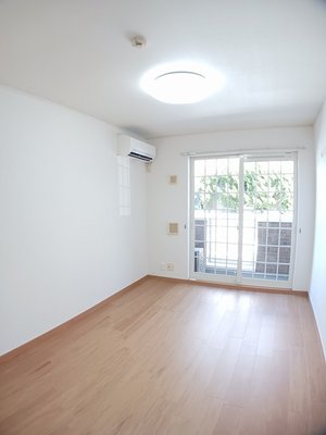 山陽小野田市のマンスリーマンション・ウィークリーマンション「サニー・レジデンス　Ａ 103・洋室(No.1497553)」メイン画像