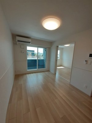 山陽小野田市のマンスリーマンション・ウィークリーマンション「カーサ・ラフィネ 202・洋室(No.1497557)」メイン画像