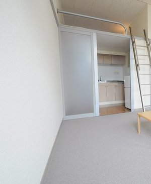 のマンスリーマンション・ウィークリーマンション「レオパレスほうれんそう２号館 202(No.1497655)」メイン画像