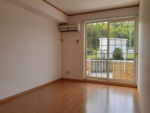 西八代郡市川三郷町のマンスリーマンション・ウィークリーマンション「プリマヴェーラＣ 102・洋室(No.1497729)」メイン画像