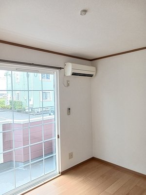 のマンスリーマンション・ウィークリーマンション「サニーフォレストＣ 102・洋室(No.1497748)」メイン画像