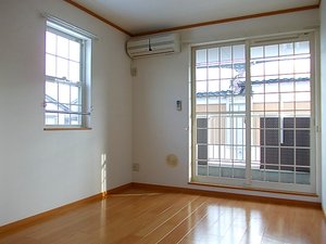 のマンスリーマンション・ウィークリーマンション「パティオカーサⅠ 201・洋室(No.1497793)」メイン画像