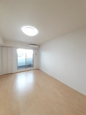 のマンスリーマンション・ウィークリーマンション「レ・セーナ沖洲Ａ 202・洋室(No.1497906)」メイン画像