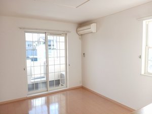 のマンスリーマンション・ウィークリーマンション「セレーノ・アロッジオ 101・洋室(No.1498376)」メイン画像