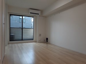 のマンスリーマンション・ウィークリーマンション「グリーン　フィールド　松見町 202・洋室(No.1498422)」メイン画像