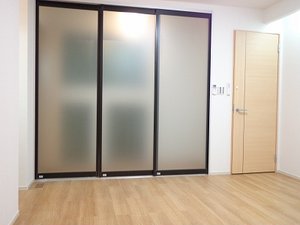 のマンスリーマンション・ウィークリーマンション「フロッグス　リープ 106・洋室(No.1498538)」メイン画像