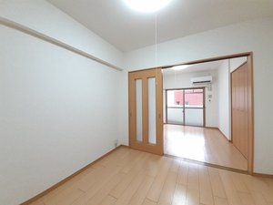 のマンスリーマンション・ウィークリーマンション「ホークシティ駅南 305・洋室(No.1498585)」メイン画像