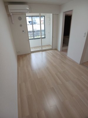 愛媛県のマンスリーマンション・ウィークリーマンション「ベル・ヴィオラＫⅩ 103・洋室(No.1498700)」メイン画像