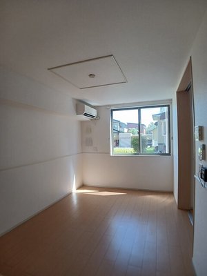 新潟県のマンスリーマンション・ウィークリーマンション「センプリチェⅡ 102・洋室(No.1498754)」メイン画像