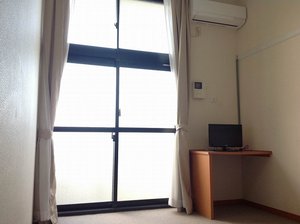 埼玉県のマンスリーマンション・ウィークリーマンション「レオパレスアンジュエ 206(No.1498852)」メイン画像